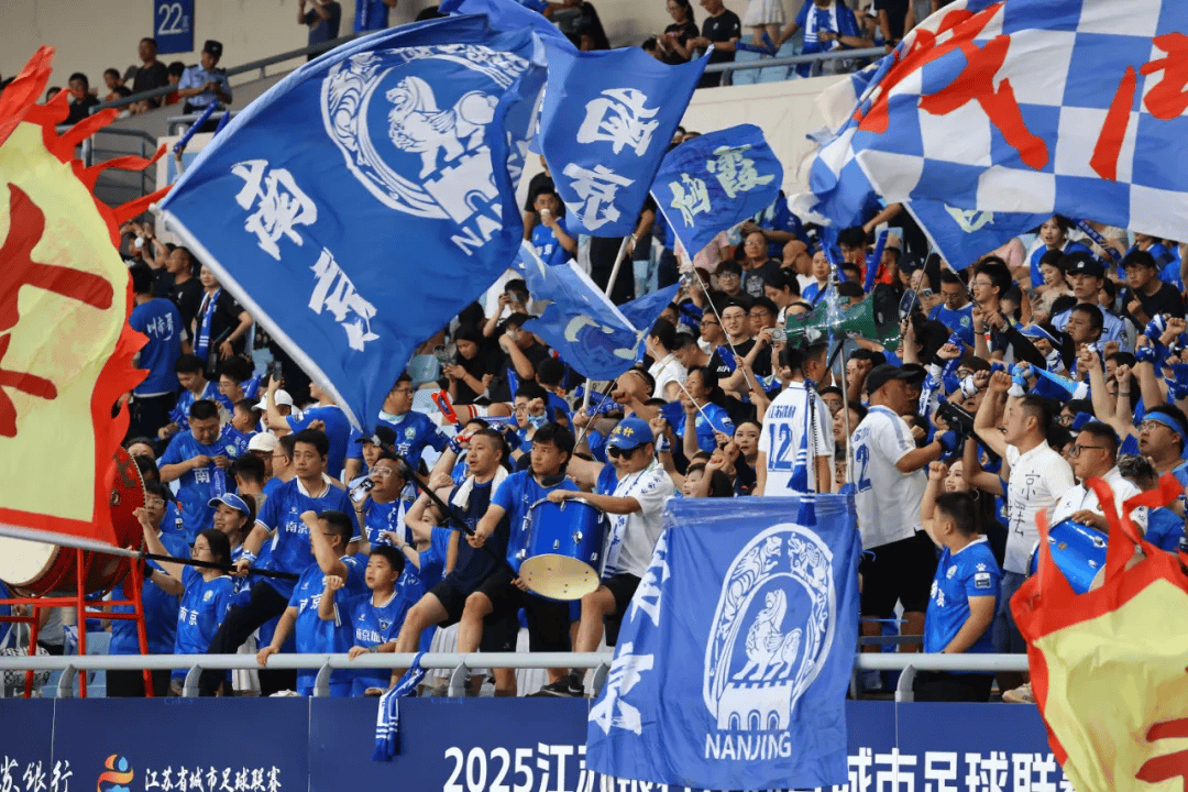 关于奋力拚搏！球队冰火两重天胜利在望的信息