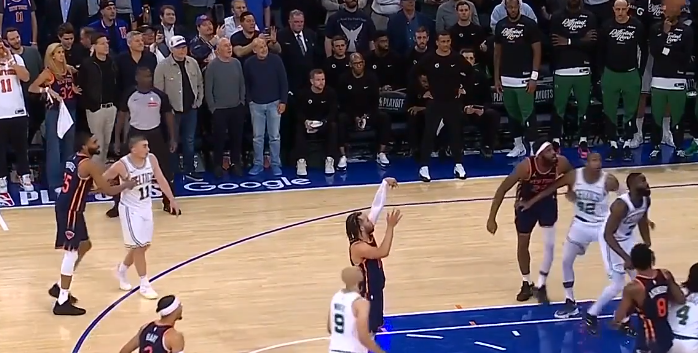 包含凯尔特人轻取尼克斯,取得四连胜的词条 包含凯尔特人轻取尼克斯,取得四连胜的词条