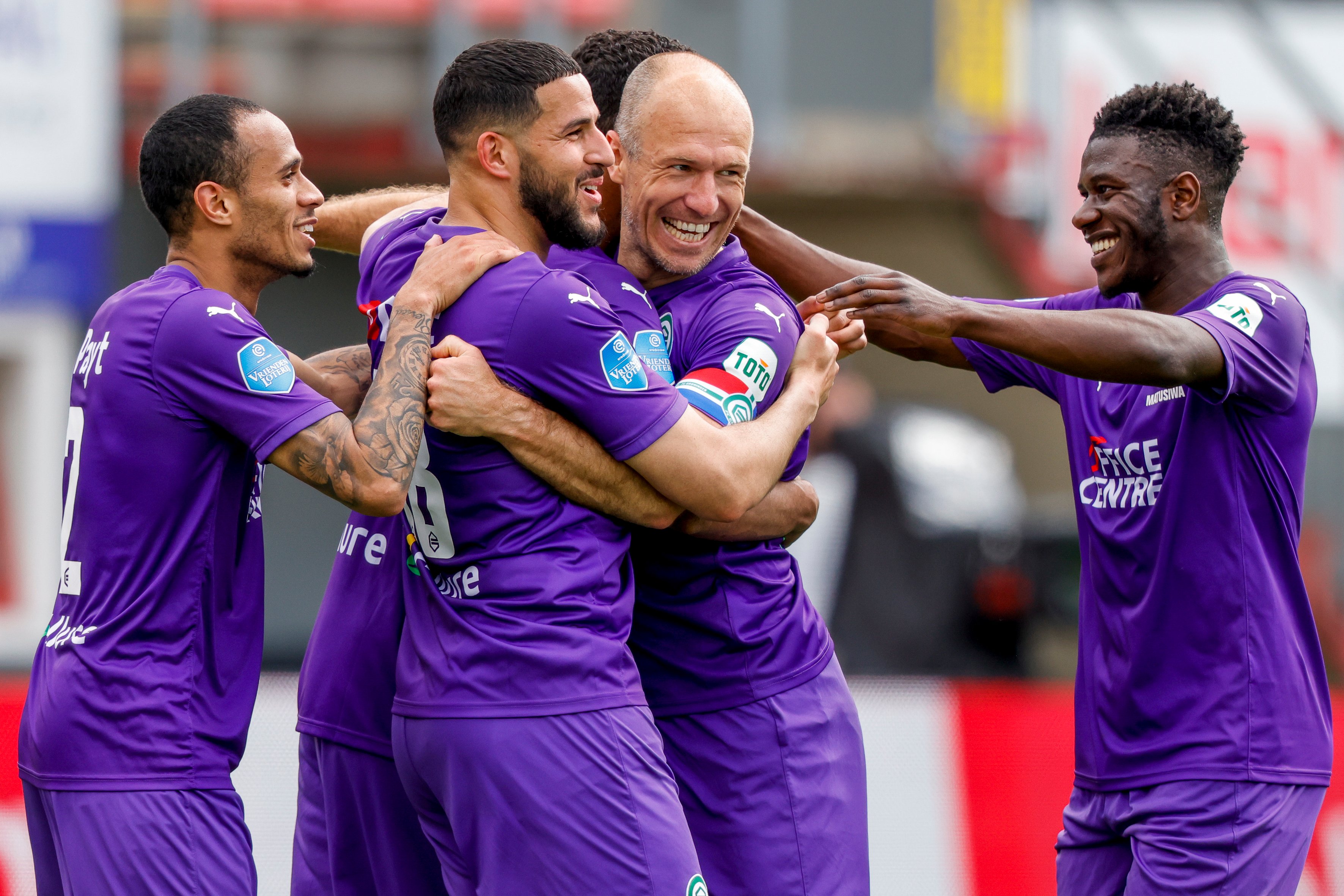 阿根廷轻取克罗地亚,罗本送出助攻的简单介绍 阿根廷轻取克罗地亚,罗本送出助攻的简单介绍