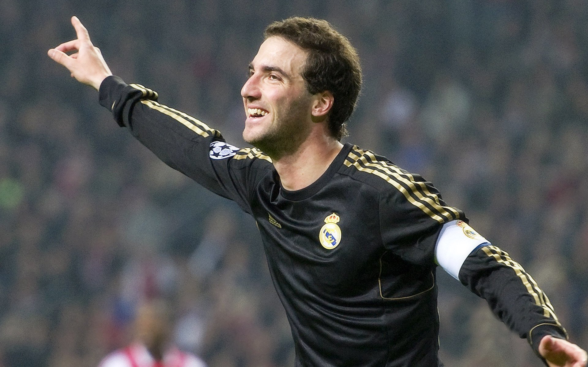 绿茵之外的巅峰,当吉林队遇上广东队,欧冠淘汰赛的启示